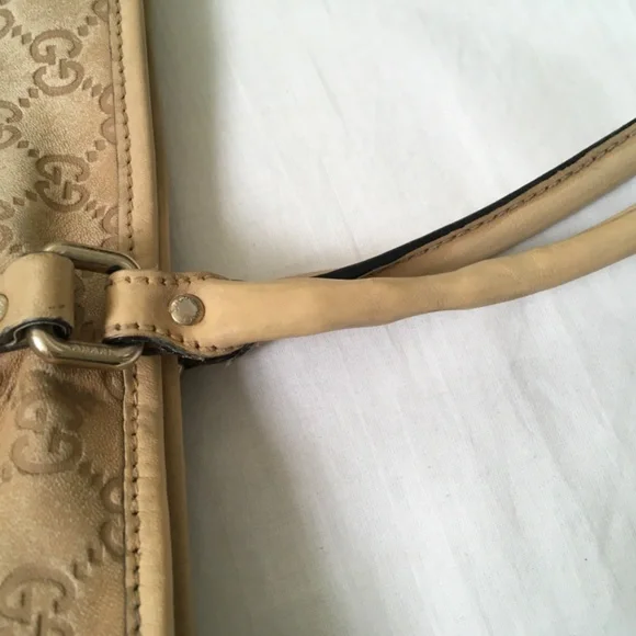 GUCCI Vintage Joy Embossed GG Leather Tote Tan - Picture 16 of 16